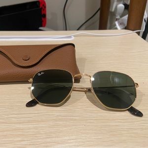 Ray-Ban Hexagonal Flat Lenses